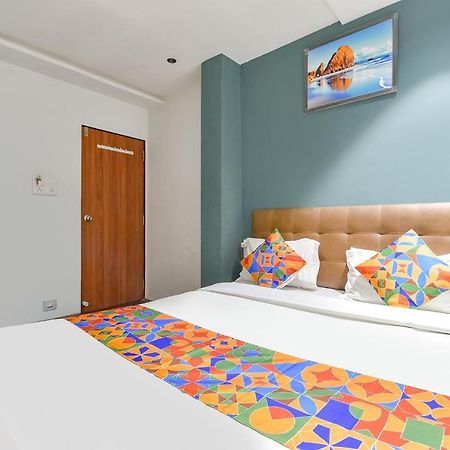 Fabhotel Nidhivan, Udhna Junction Surat Zewnętrze zdjęcie