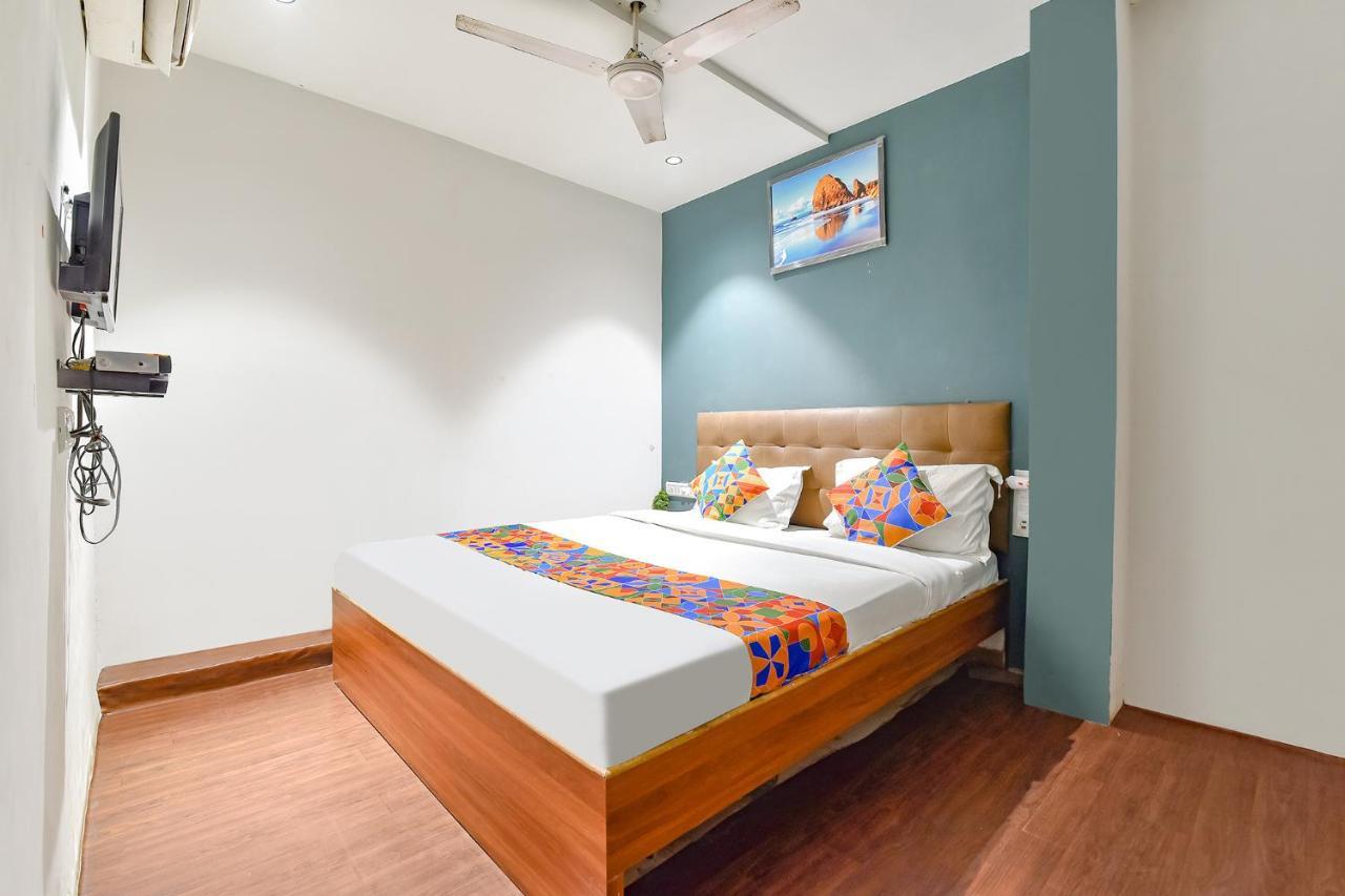 Fabhotel Nidhivan, Udhna Junction Surat Zewnętrze zdjęcie